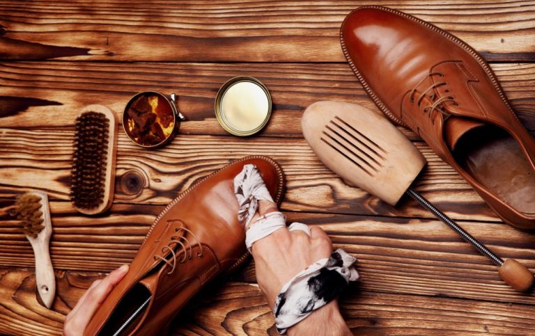 Will Shoe Polish Dye Leather: Pros and Cons of Dyeing Leather With Shoe Polish